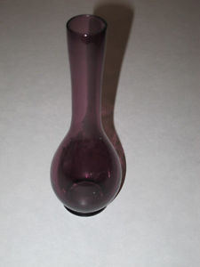 Magneta small vase