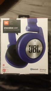 New JBL Bluetooth headphones