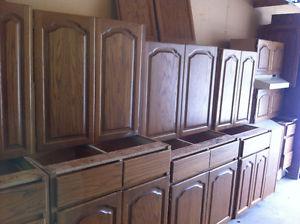 Oak kitchen cabinets
