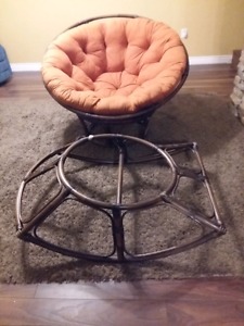 Papasan chair