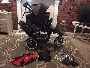 Phil & Teds Dash inline double stroller with accessories