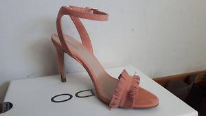 Pink Aldo Heels 6.5 (perfect for grad)