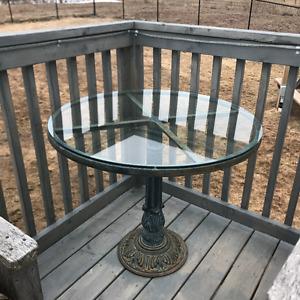Rod Iron Table and 4 chairs.