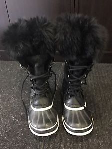 Sorel Limited Edition Waterproof Boots Size 8