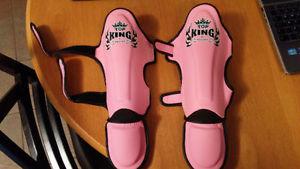 TOP KING Shin Guards for KIDS - PINK