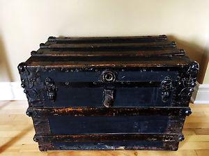 Vintage Trunk