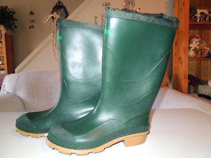 WOMANS -OR -MENS RUBBER BOOTS