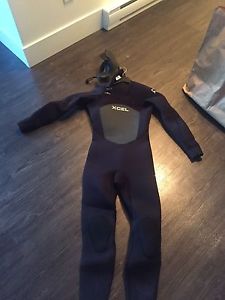 Youth size 12 XCEL wetsuit in excellent condition