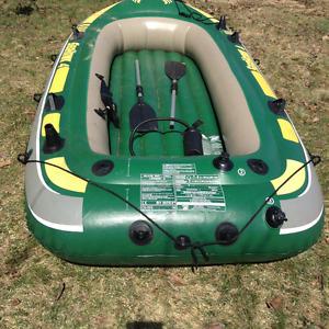 4 man inflatable boat