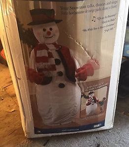 5 foot inflatable singing snowman