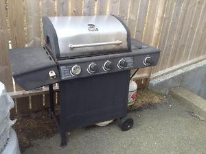 BBQ with 2 tanks - asking $150