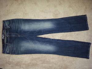 Brand NEW Wrangler Rock 47 Jeans 9/10 x 36 (Low Rise)