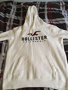 Brand new men's large Hollister sweater