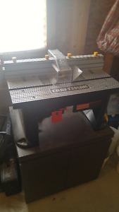 Craftsman Router complete with Router Stand Like New