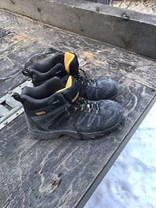 Dakota steel toe boots worn once size 9.5