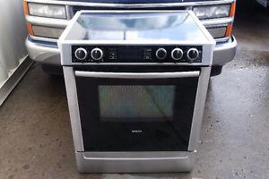 "NEWER BOSCH CERAN STAINLESS STEEL STOVE GREAT SHAPE"
