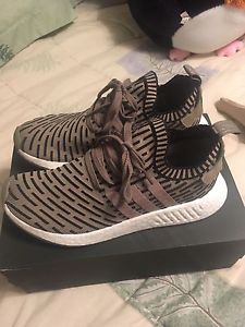 NMD r2 pk size 9.5