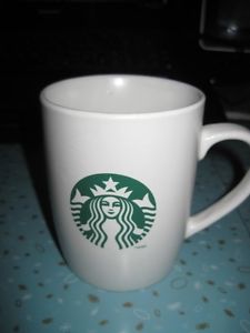 New  Starbuck's Green Siren Mermaid 10 oz Coffee Cup