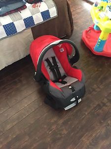 Newborn car seat