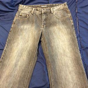 RW&CO men's jeans 31X32 (relaxed)