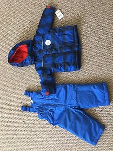 Toddlers winter jacket and snow pants