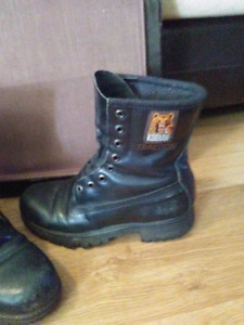 Women's Kodiak black leather boots