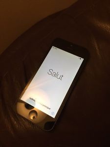 iPhone 5 excellent condition