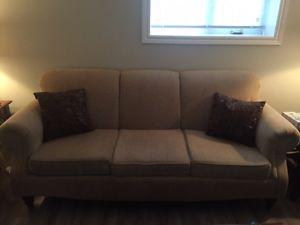 sofa/loveseat/cofee and end tables