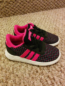 toddler adidas running shoes size 7