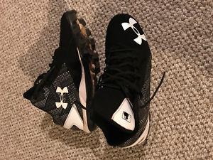 Baseball cleats-men's size 10