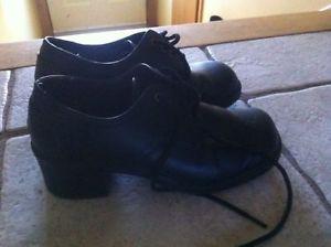 Brand new size 8 woman's shoes