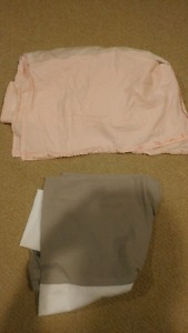Crib skirt/dust ruffles