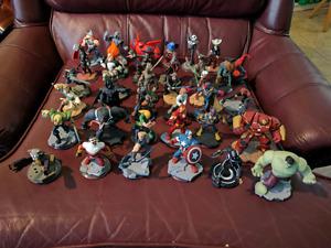 Disney Infinity 2.0 lots of characters!!