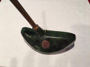 Jade golf putter ornament with soft leather carrying case