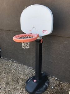 Little Tykes Basketball hoop