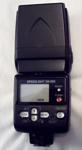 Nikon Speedlight SB-600 Shoe Mount Flash for Nikon