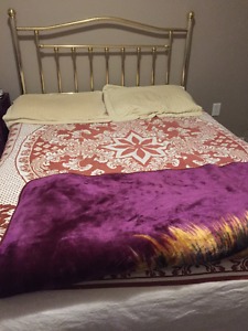 Queen size double bed for sell