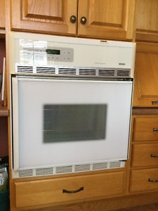 Wall oven
