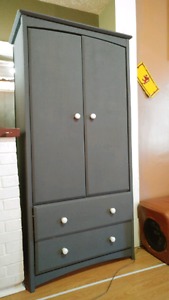 Wardrobe for sale in excellent condition