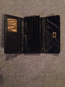 Women's Wallet (Black and Gold)