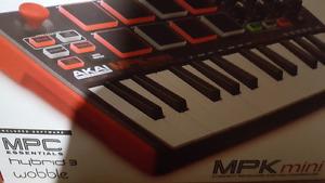 Akai MPK Midi Keyboard