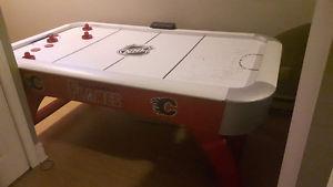 Arcade size Air Hockey Table