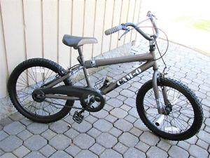 BMX Bike "CAMO Skull Monkey" - 20 Inch wheels