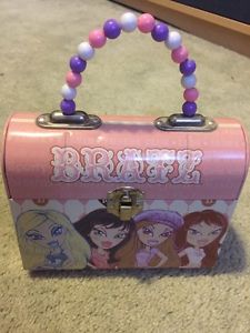 BRATZ METAL 'PURSE'