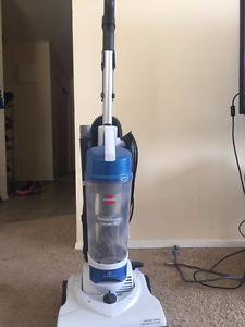 Bissell  AeroSwift Compact Vacuum $40