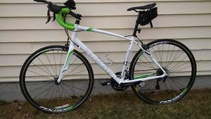 Excellent condition Dolce Specialized Women's 57 cm Road