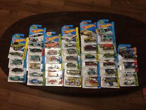 Hot Wheels - lot of 37 on card