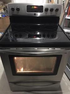 KENMORE SMOOTH TOP STAINLESS STEEL CONVECTION OVEN FOR SALE