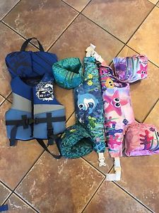Kids life jacket and 2 swimming aids