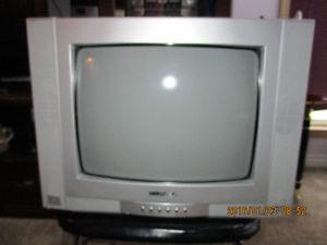 Konka TV - 14 inch- with video and audio
